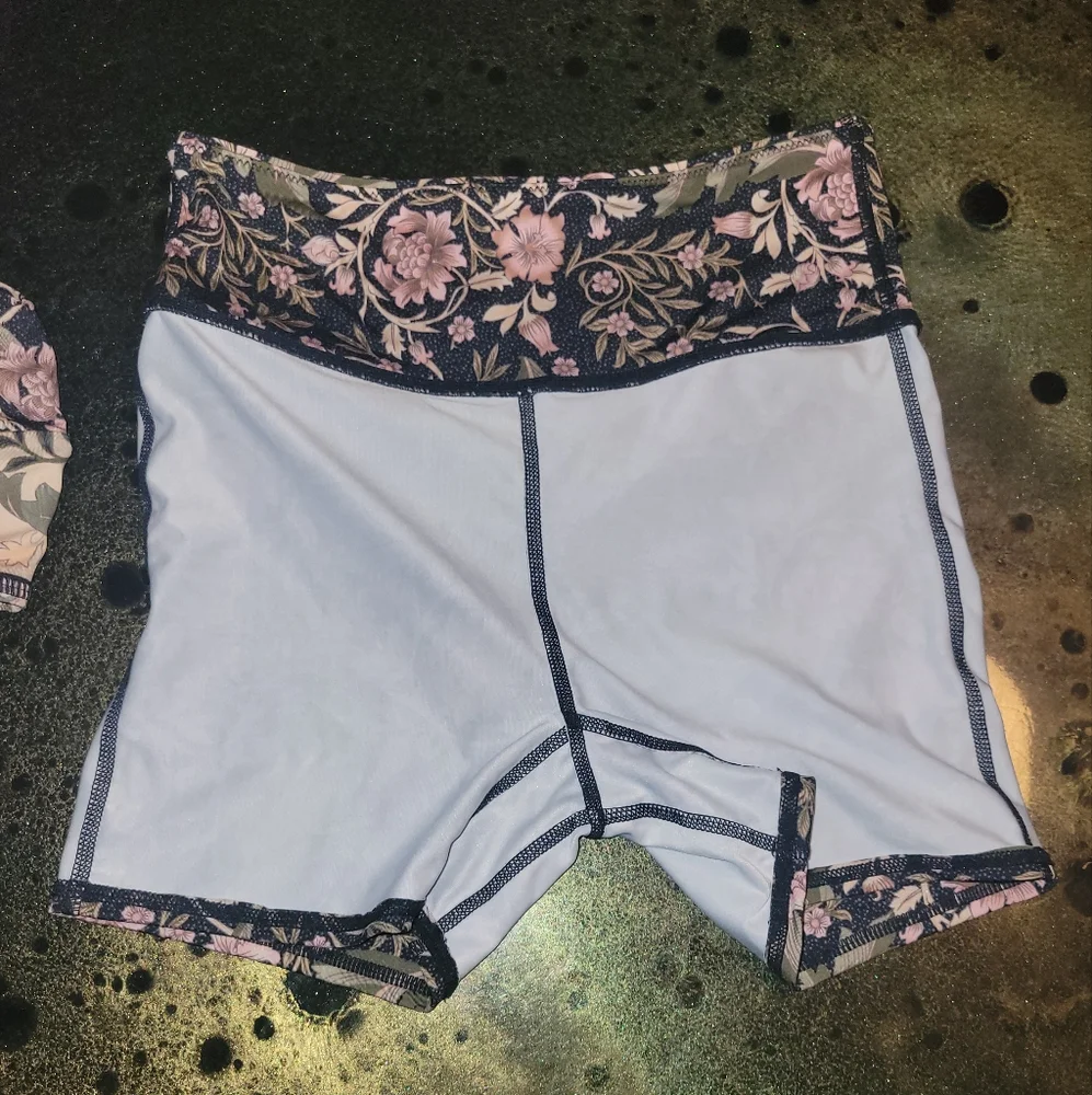 Free People Oasis Bike Shorts High Rise & Crop Top Size XS Yoga Workout Set